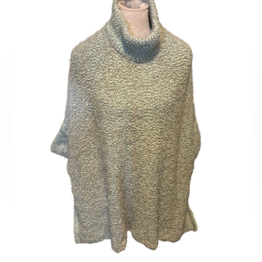 G.I.L.I Pop-Over Eyelash Mock Neckline Doman Sleeve Oversize Chunky Sweater M/L